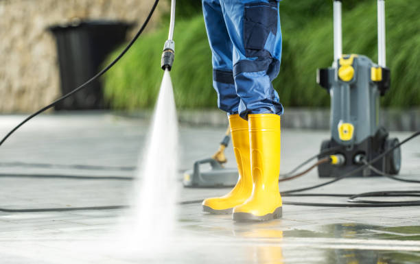 Why Choose Our Certified Pressure Washing Experts for Your Project Needs in Little Canada, MN?